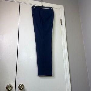 Talbots pantsuit Size 6p 100% Polyester blue Polkadots